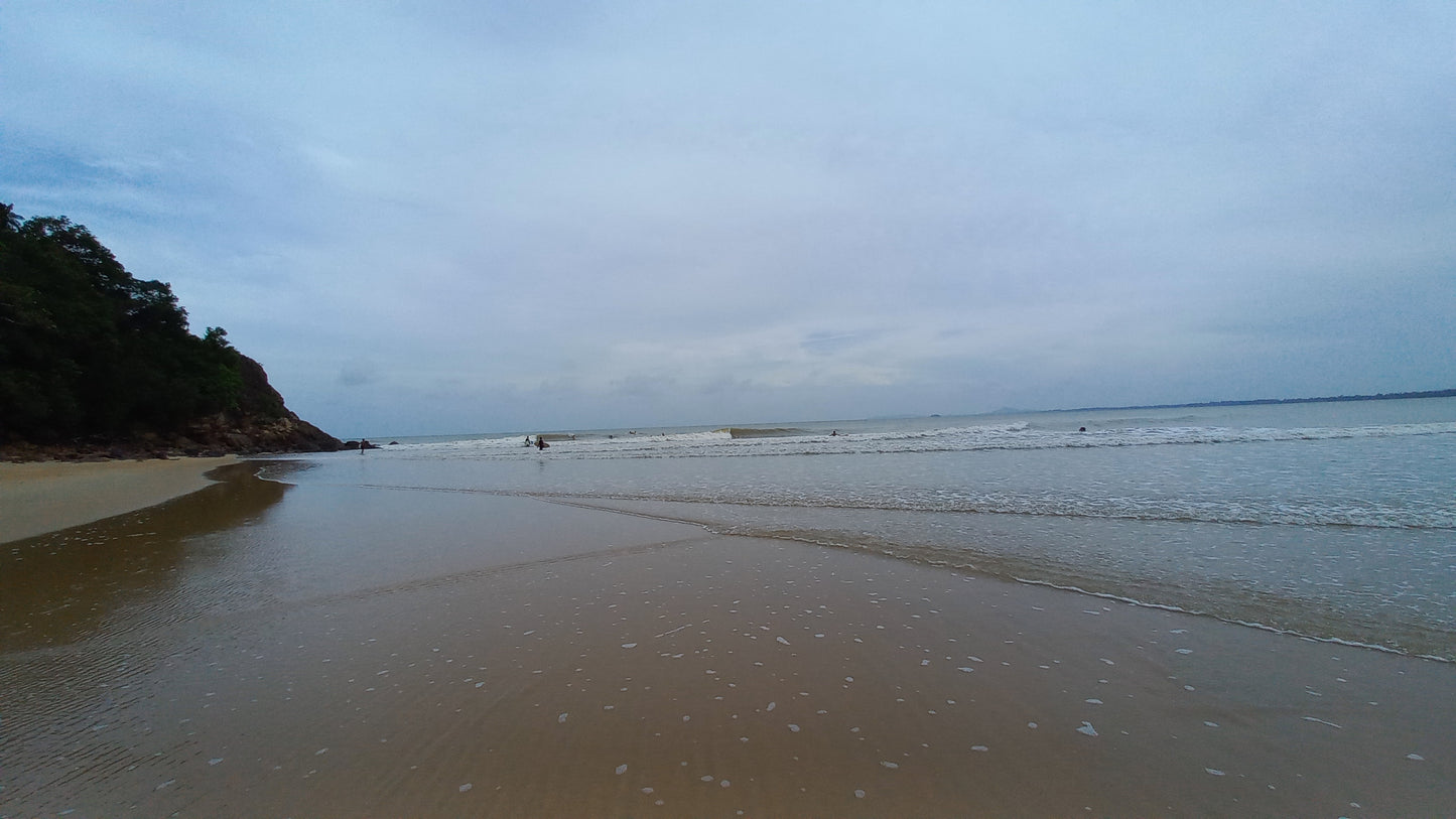 2025 Quick Surf Escapade in a Rustic Kampong Town