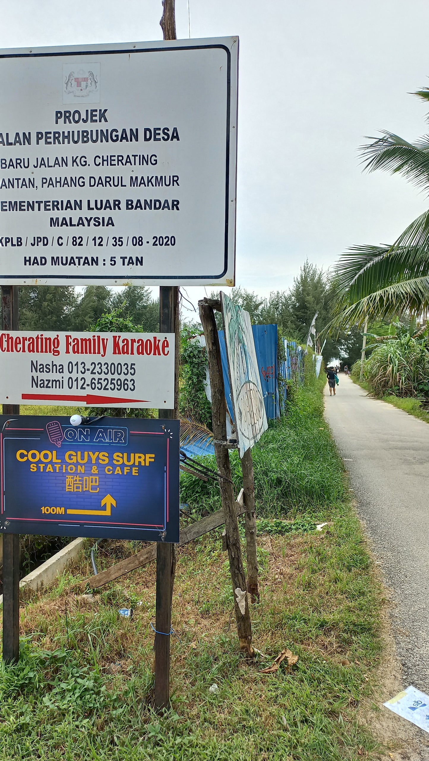 2025 Quick Surf Escapade in a Rustic Kampong Town