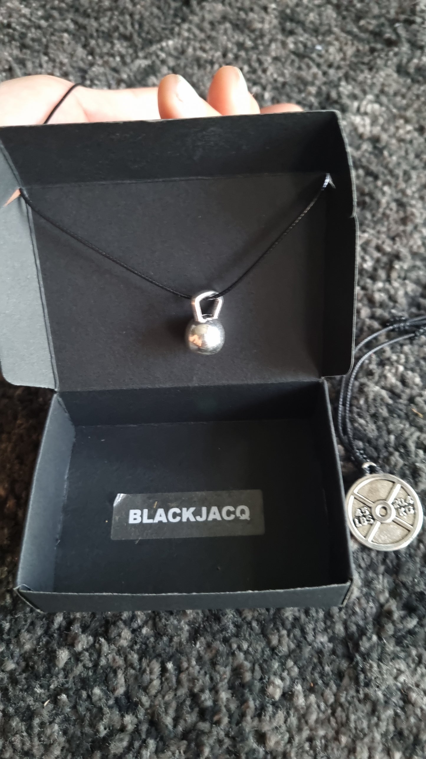 BlackJacqStrength Choker - Kettlebell